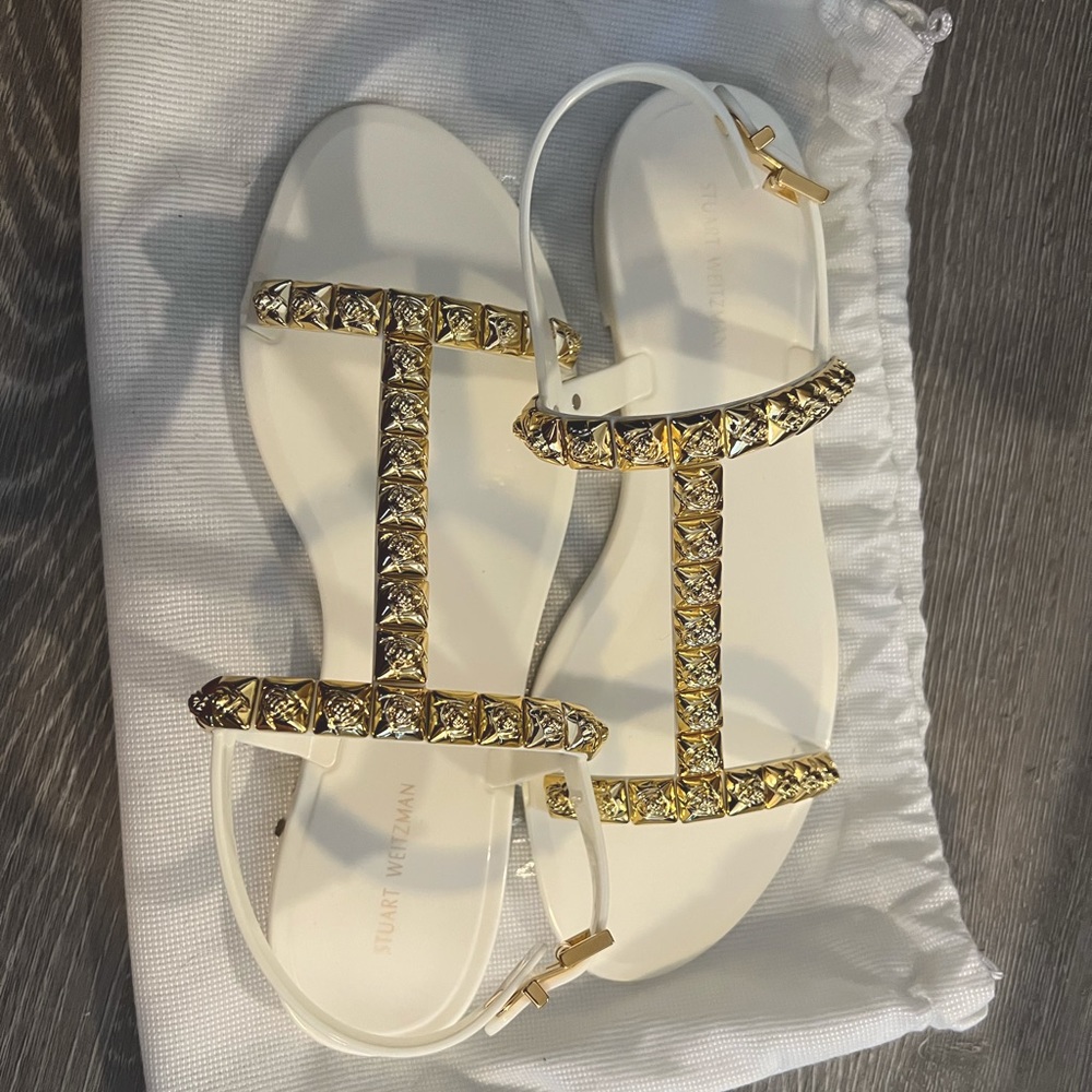 NEVER WORN Stuart Weizman Sandals